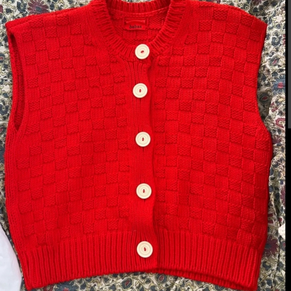 ISO Babaa Bright Red Sleeveless Cardigan